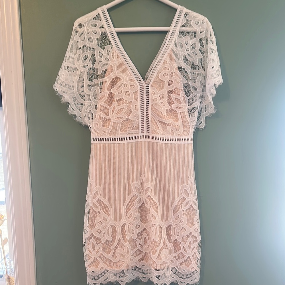 Boohoo Beige and White Lace Dress